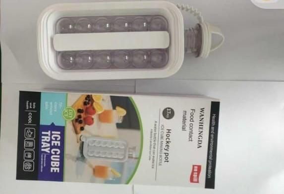 Transparent Ice Ball Mould With Water Bottle Quick Releasing Ice Maker For Summer Drinking